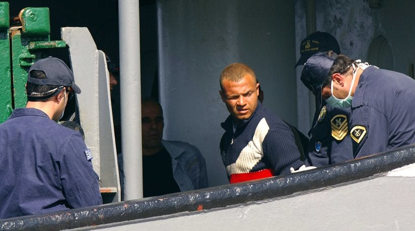 Πάτρα: Μετανάστης προσπάθησε να μαχαιρώσει λιμενικό